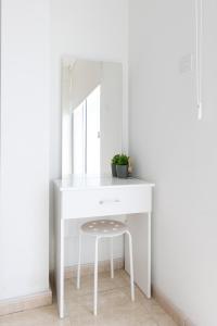 Cozy Apartment with Sea View