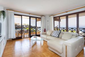 Neptuno Ocean Experience by Sydney