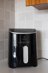 Cozy Apartment with Sea View