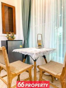 Charming 1-Bedroom Home Steps from Saturday Market