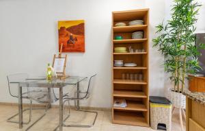 Awesome Apartment In Torrevieja