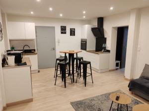 Maréchal 1 Parking 4 Couchages