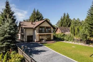 Willa Garian - Woryty