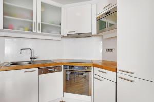 Moderne 3 pièces au coeur des Champs-Elysées