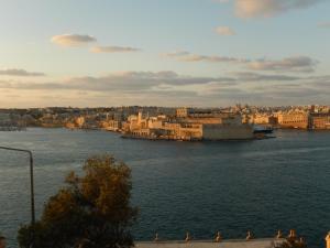 79 Sams Place, Valletta