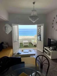 renovated apartment with sea view - Rejiche