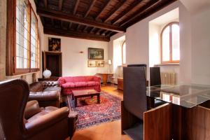 Roma Centro Storico - Palazzo Avila 500