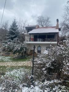 Το σαλέ της λίμνης