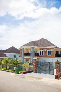 Connois Court - Garki