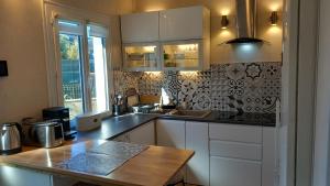Maisons de vacances Charmante Maison avec jardin entre Deauville et Honfleur : photos des chambres