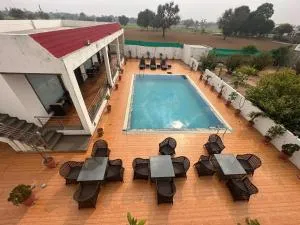 Farm retreat - Sambhar Lake