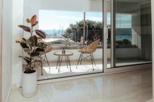 Marikas apartment by the sea