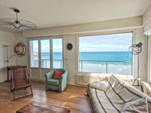 Apartment Le Grand Large by Interhome