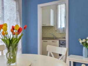 Apartment la Roccia by Interhome