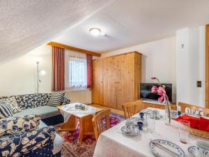 Apartment Enzian by Interhome