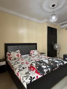 Chambre Meublée Confortable à 15 Minutes de l'Aéroport AIBD !