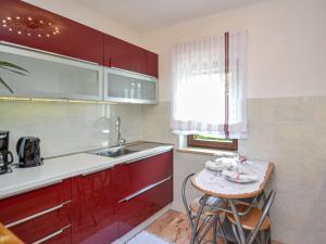 Apartment Danica-3 by Interhome