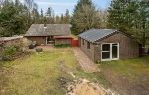 5 Bedroom Amazing Home In Herning - Fasterholt