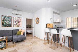 Modern apartment in the centre