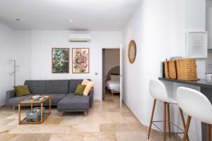 Modern apartment in the centre