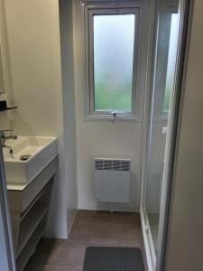 Mobile home 6P XL Climatisation TV WIFI parcelle XXL au calme