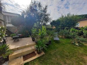 Maisons de vacances Maison tranquille dans centre ville : Maison 3 Chambres