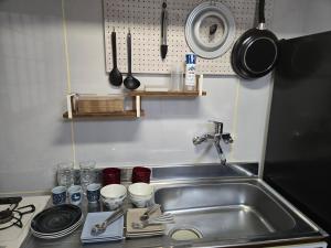 ON SALE 13 minutes by Haneda Airport train, 15 minutes walking distance by station, fully equipped with a record player, maximum 5 people