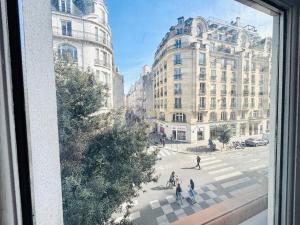 Spacious loft in the Marais