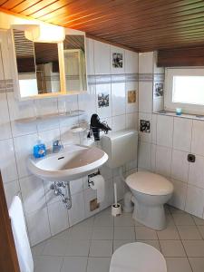 Renovierte Ferienwohnung In Tondorf Mit Grill