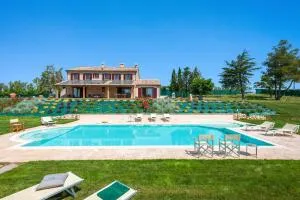 I Gelsi 12&2 by Marche Holiday Villas - Corinaldo