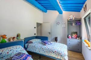 Casalino Galassi 4&2 by Marche Holiday Villas