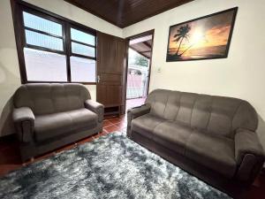 Casa na Praia de Caiobá com Quintal enorme