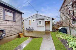 Cultural Cottage in Old Town Anacortes