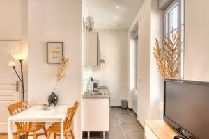 Le Martini - Clim mobile - studio au Brotteaux Métro B