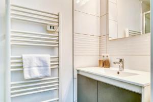 Le Martini - Clim mobile - studio au Brotteaux Métro B