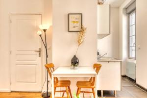 Le Martini - Clim mobile - studio au Brotteaux Métro B