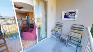 Tybee Beach Club 113 by Tybee Vacation Rentals