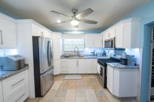 Impressive Private Pool Mandevilla Home Near Beach