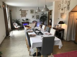 160 m2 villa with pool