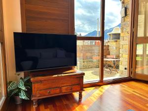 Apartament amb una terrassa única by RURAL DANEU