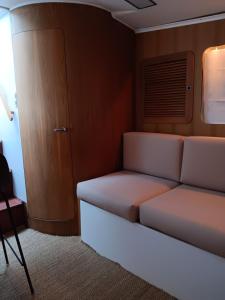 Bateau au bassin des lumières