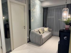 NEW - Charise 2BR at Benson Apartment Pakuwon Mall