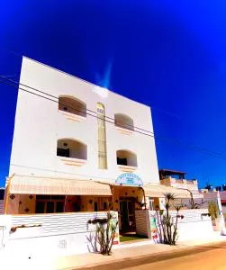 Albergo 2 Mari - 莱乌卡