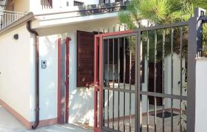 1 Bedroom Amazing Apartment In Locri