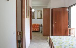 1 Bedroom Amazing Apartment In Locri