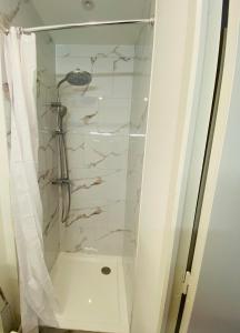 Appartements Le Cocon, studio tout confort, hypercentre : photos des chambres