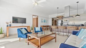 Condo Altamar Nuevo Vallarta Getaway by Kivoya