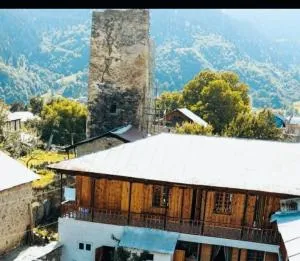 Guest House - Waterfall - Itkol