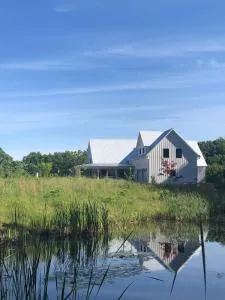 Sobremesa Farm Apartment - 布卢明顿