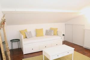 Appartements Grand appartement lumineux a 20 minutes de Bordeaux - Le Clos Montichamp : photos des chambres